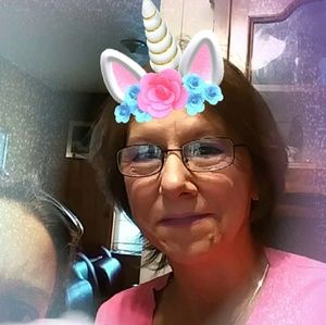 Meet your Posher, Cindy